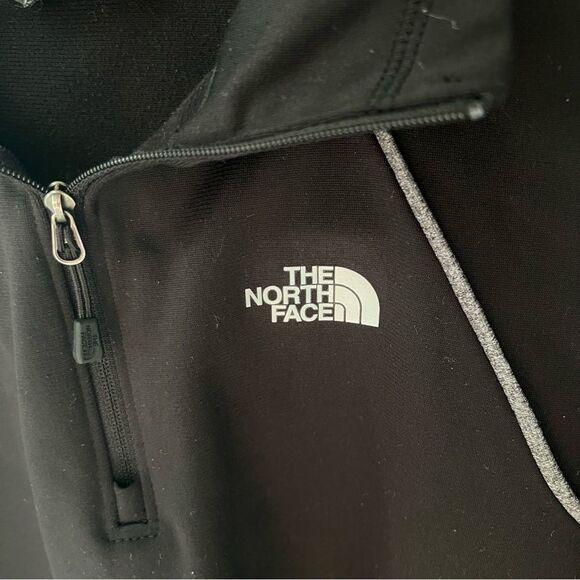 The North Face Cinder Black and Gray Quarter Zip - Picture 2 of 5